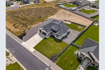 9749 N Hibiscus Ln, Eagle Mountain, UT 84005 - Photo 64