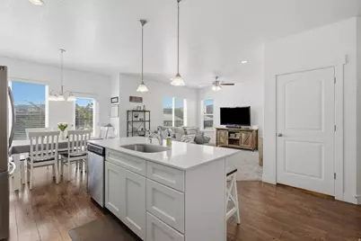 4255 W 1850 N, Lehi, UT 84048 - Photo 18