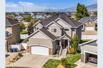 2066 W 2280 S, Woods Cross, UT 84087 - Photo 1
