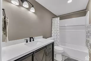2066 W 2280 S, Woods Cross, UT 84087 - Photo 26
