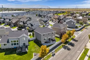 2066 W 2280 S, Woods Cross, UT 84087 - Photo 34