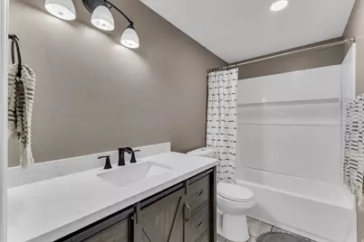 2066 W 2280 S, Woods Cross, UT 84087 - Photo 26