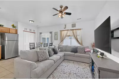 1628 W Little Oak Ct S, West Valley, UT 84119 - Photo 2