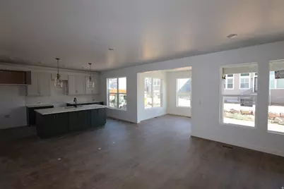 1280 E Amaryllis Way, Layton, UT 84040 - Photo 2
