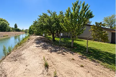 3061 W Mandy Cir, West Jordan, UT 84084 - Photo 16