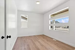 161 N Mia Cv E, Saratoga Springs, UT 84045 - Photo 8