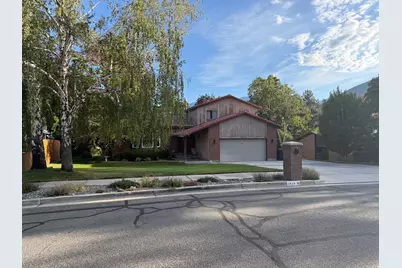 2829 E Willow Bend, Sandy, UT 84093 - Photo 2
