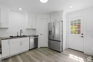 2936 E La Joya Dr S, Holladay, UT 84124 - Photo 14