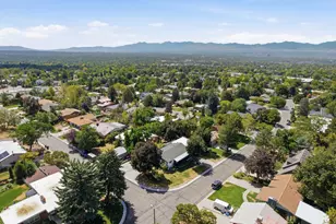 2936 E La Joya Dr S, Holladay, UT 84124 - Photo 48