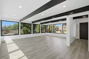 2936 E La Joya Dr S, Holladay, UT 84124 - Photo 10