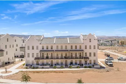 716 W Vista Sur Ln #18, Saint George, UT 84790 - Photo 2