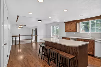 110 W 1960 N, Orem, UT 84057 - Photo 10