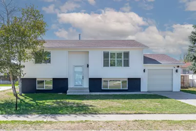 6298 S Smokey Cir, Taylorsville, UT 84129 - Photo 2
