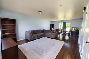 876 W 210 S, Spanish Fork, UT 84660 - Photo 2