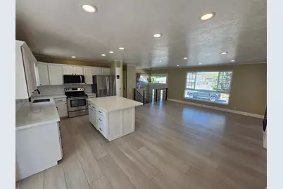 6123 S Rodeo Ln, Murray, UT 84121 - Photo 12