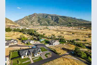 6794 S 2125 E #7, Uintah, UT 84405 - Photo 6
