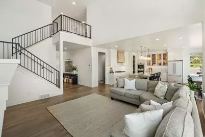 686 W Eaglecrest Cir, Elk Ridge, UT 84651 - Photo 8