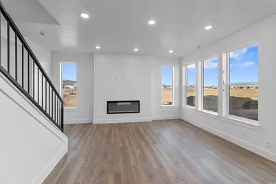 1520 N 2250 W, Farr West, UT 84404 - Photo 4