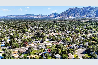 8209 S Valencia Pl, Sandy, UT 84093 - Photo 40