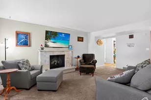 8209 S Valencia Pl, Sandy, UT 84093 - Photo 4