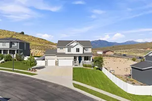 7485 N White Birch Dr, Eagle Mountain, UT 84005 - Photo 2