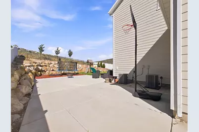 7485 N White Birch Dr, Eagle Mountain, UT 84005 - Photo 24