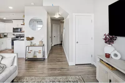 2664 S 2250 W #202, West Haven, UT 84401 - Photo 8