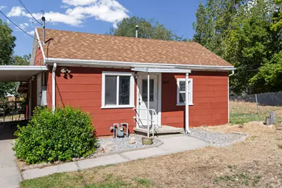608 S 1000 E, Clearfield, UT 84015 - Photo 2