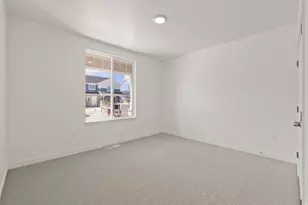 11989 S Mount Moran Way W, Herriman, UT 84096 - Photo 4