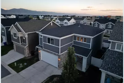 2063 W 3360 S, Syracuse, UT 84075 - Photo 46