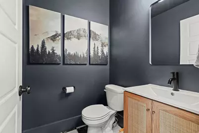 2063 W 3360 S, Syracuse, UT 84075 - Photo 16
