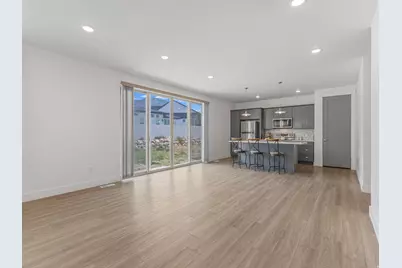 788 N 7th St #103, Tooele, UT 84074 - Photo 6