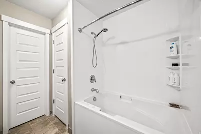 936 W Spring Creek Ln, Farmington, UT 84025 - Photo 22
