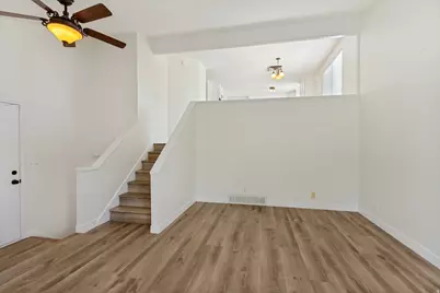 8138 S Angel St, Sandy, UT 84070 - Photo 4