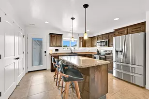 7477 S Sandalwood Dr, South Weber, UT 84405 - Photo 14