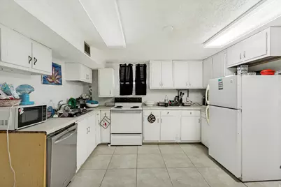 804 E 10600 S, Sandy, UT 84094 - Photo 24