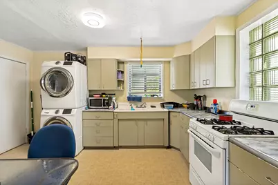 804 E 10600 S, Sandy, UT 84094 - Photo 8