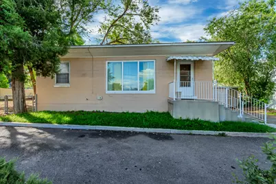 804 E 10600 S, Sandy, UT 84094 - Photo 2