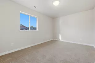 1852 E Whitetail Dr, Layton, UT 84040 - Photo 16