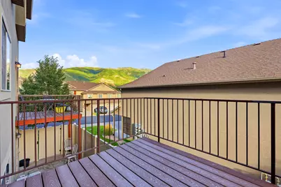 1852 E Whitetail Dr, Layton, UT 84040 - Photo 22