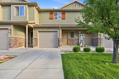 1852 E Whitetail Dr, Layton, UT 84040 - Photo 2
