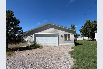 289 N 300 W, Huntington, UT 84528 - Photo 4
