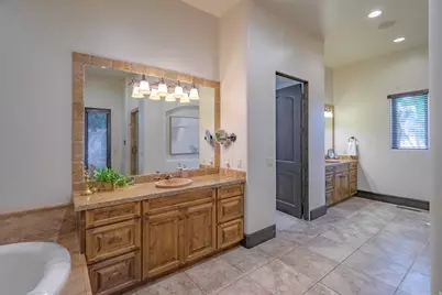 470 Country Ln #11, Santa Clara, UT 84765 - Photo 84
