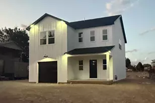 340 W Orange Ave N, Castle Dale, UT 84513 - Photo 2