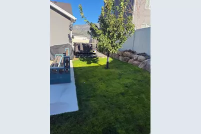 388 S Redrock Dr, Santaquin, UT 84655 - Photo 8