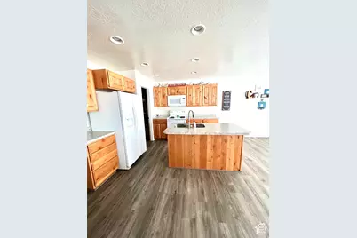 388 S Redrock Dr, Santaquin, UT 84655 - Photo 12