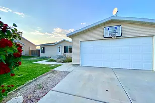 174 W 2100 S, Vernal, UT 84078 - Photo 2