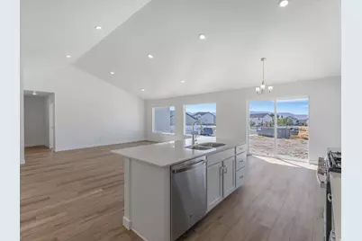 228 E 770 N, Santaquin, UT 84655 - Photo 6