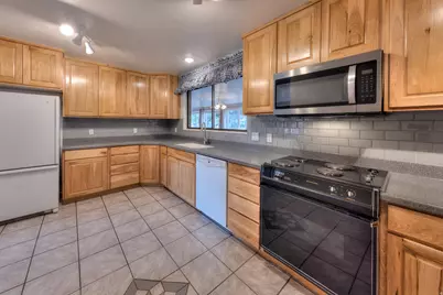 2720 Bench Rd E, Moab, UT 84532 - Photo 18
