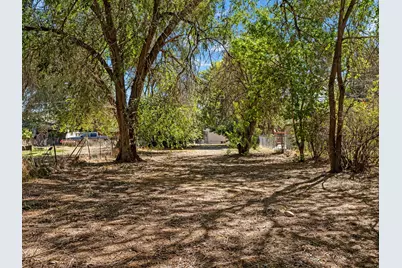 7690 S 1530 W, West Jordan, UT 84084 - Photo 20